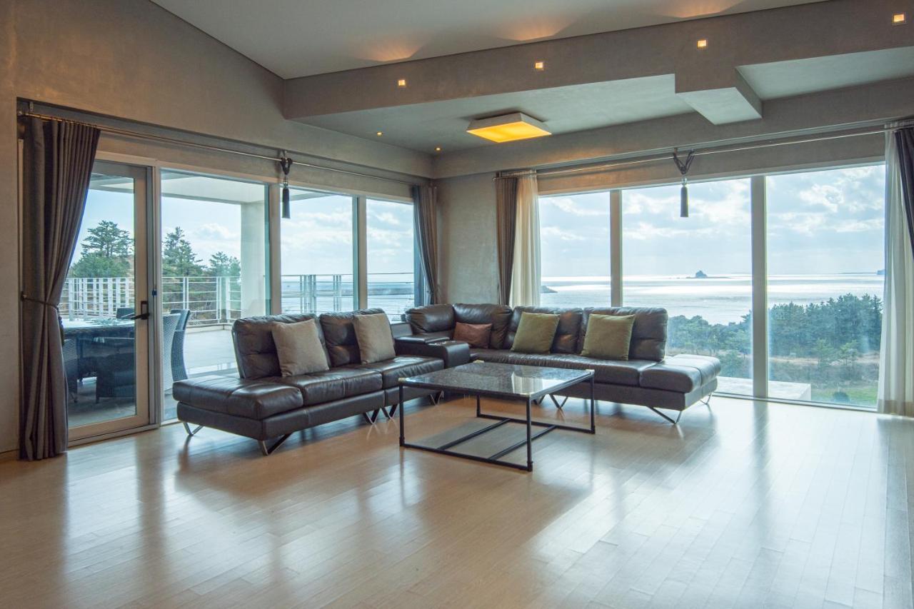 Y Resort Jeju Seogwipo Exteriör bild