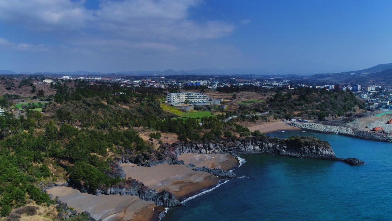 Y Resort Jeju Seogwipo Exteriör bild